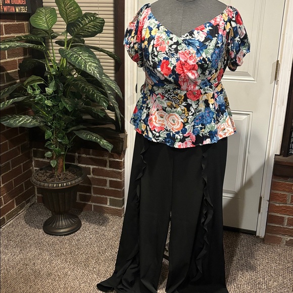 SHEIN Floral Blouse - Navy, Pink, Blue - Picture 2 of 4